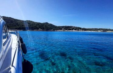 Tour su yacht a Capo Carbonara